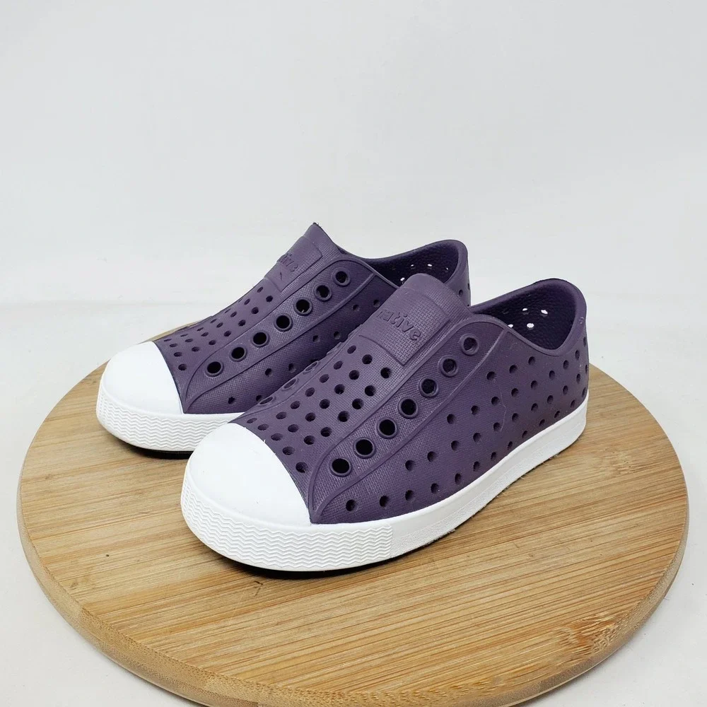 Native Jefferson Shoes Kids 9 Girls Boys Dark Purple Slip On Sandal Play School